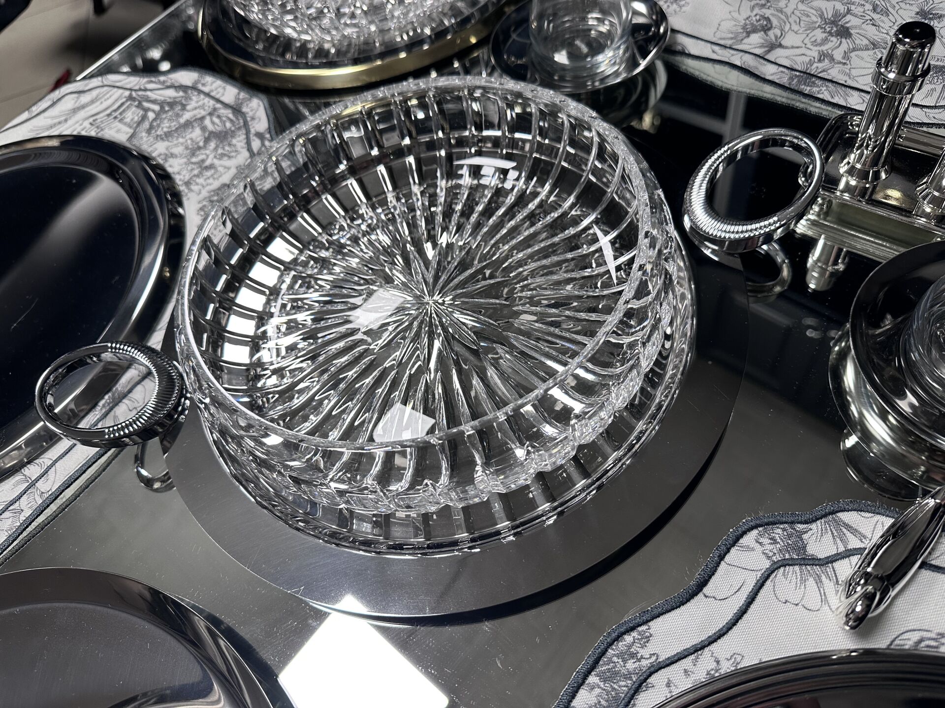 çelik tepsili kase seti