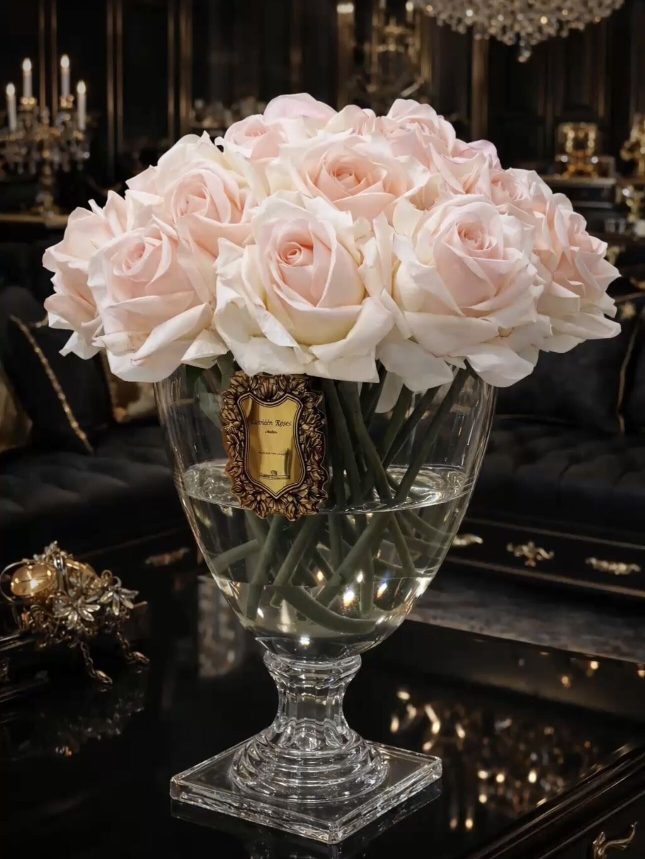 22 li kokukulu gül arajmanı