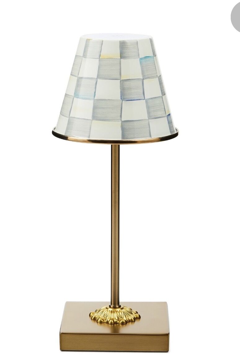 damalı gri led lamba