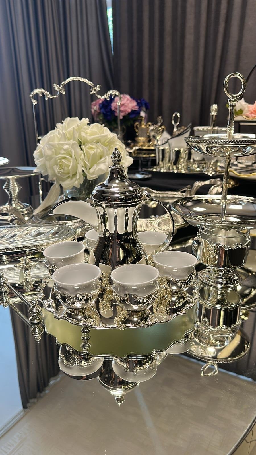 Alışverişe Başla >